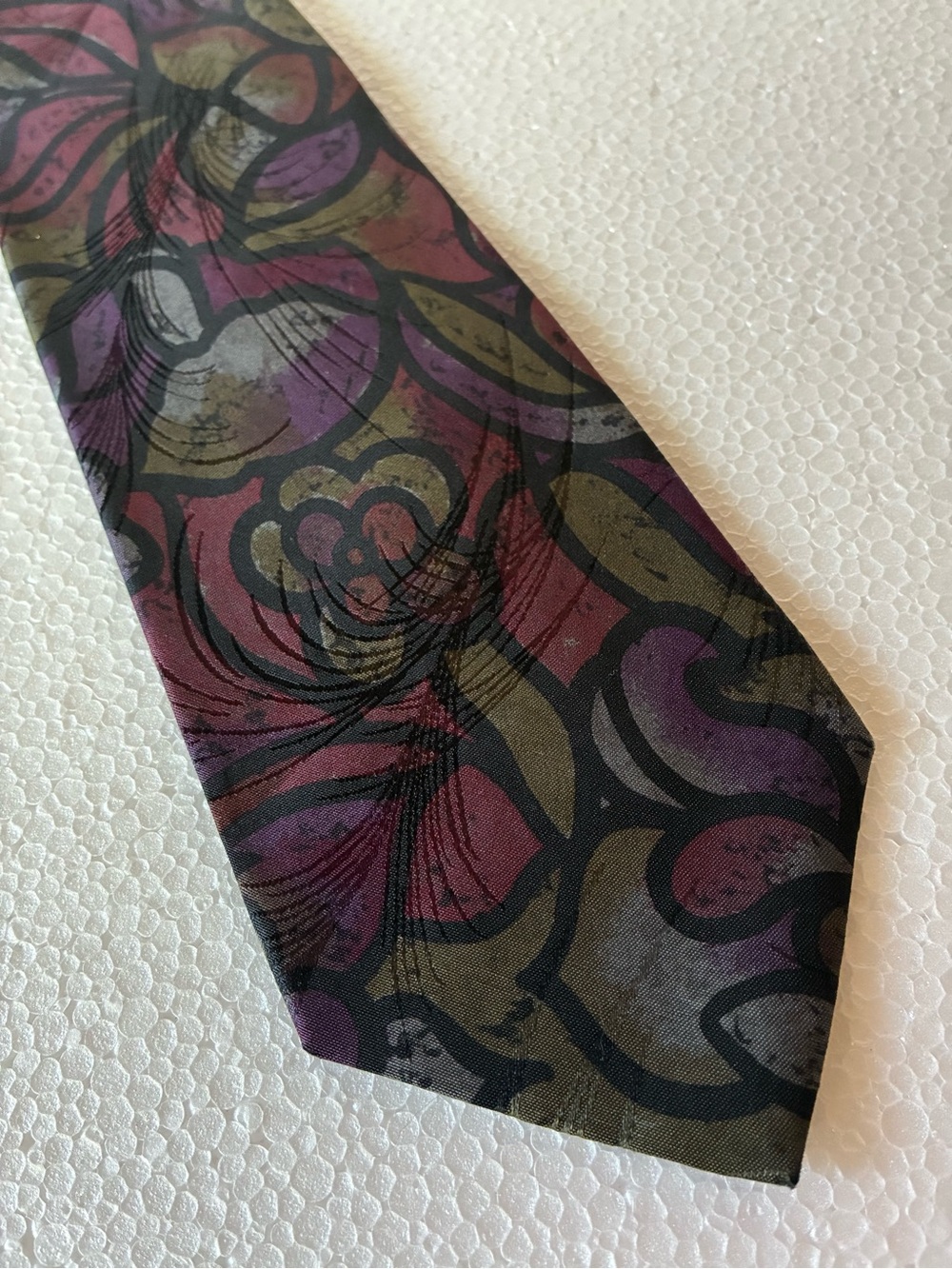 Portofino Collection Men’s Super 240 Tie Floral Abstract Purple Black 56” x 4”